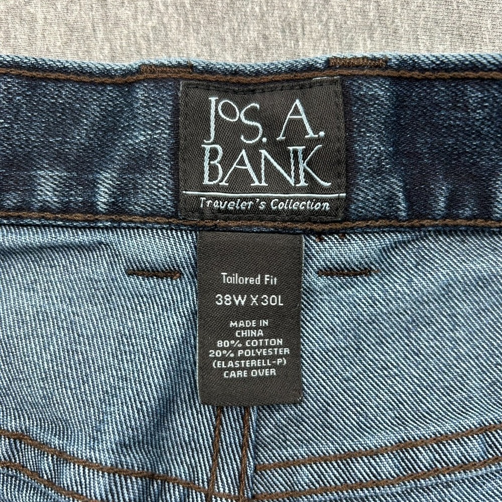 Jos A Bank Traveler Denim Jeans Tailored Fit Mens 38x29 Blue Pants *STAINS* - Picture 13 of 16